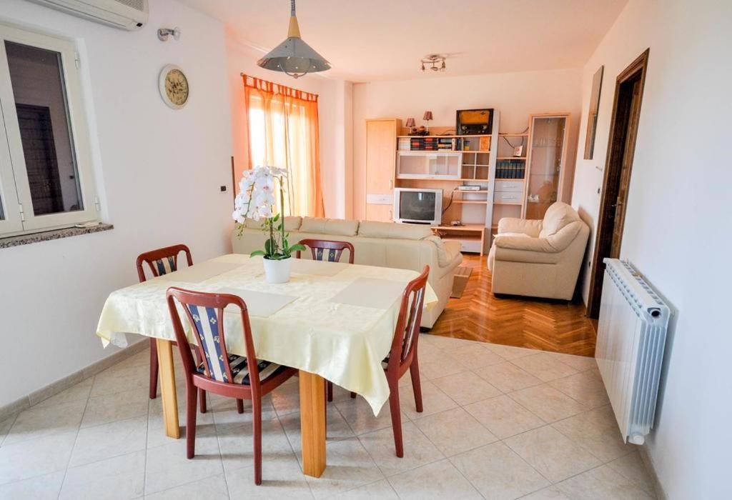 Angela Apartamento Novigrad Istria Exterior foto